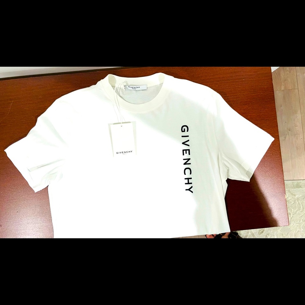 Givenchy T-Shirt